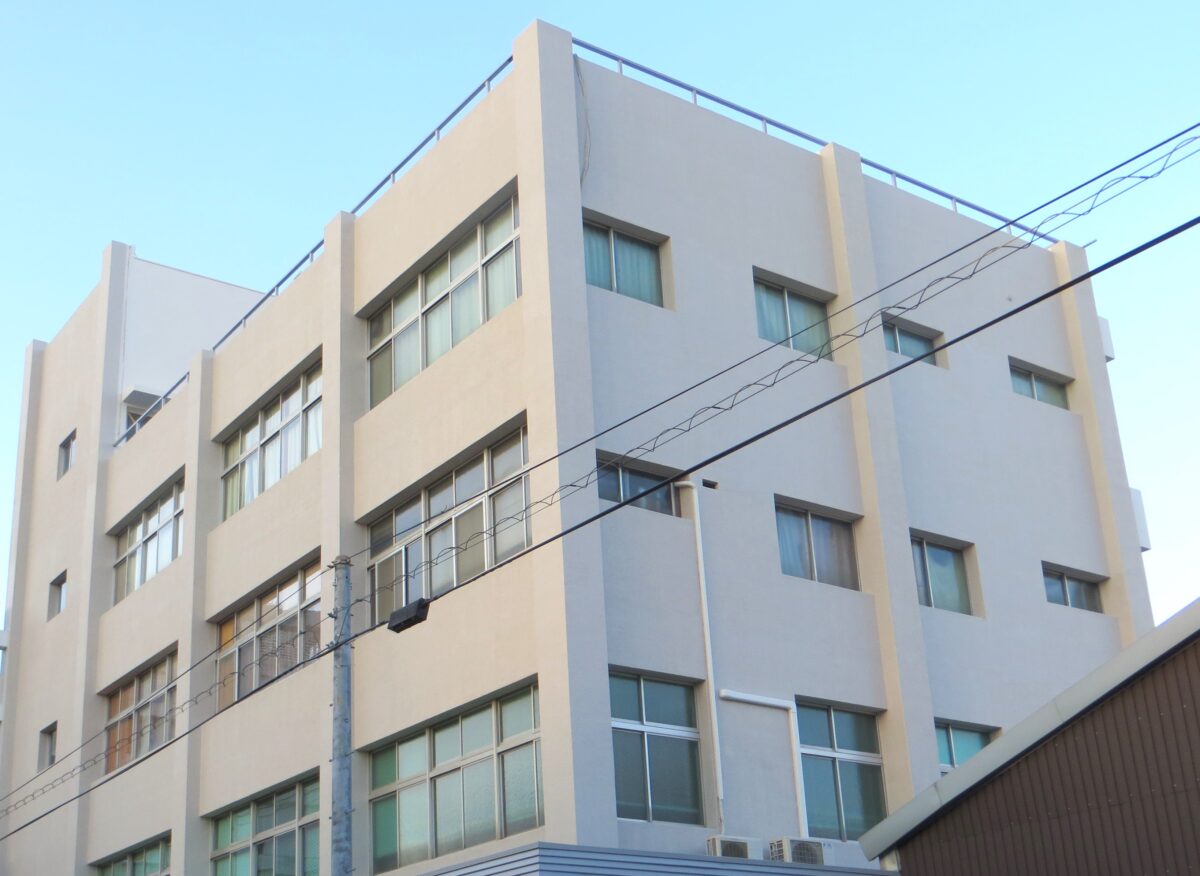 外壁それぞれの状態に応じて<br>最適な補修を行っていき、<br>美観と耐久性にこだわった<br>仕上げになっています。