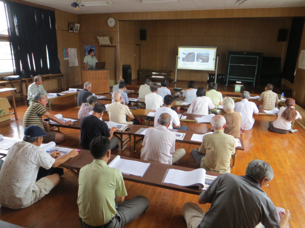 工事についての内容説明、工事期間中の注意事項、日常の生活についてのご協力のお願い等を、詳しく説明いたします