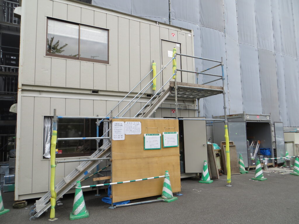 分譲マンションの場合、小さな対応が必要です。 日々の工程管理、安全注意事項徹底