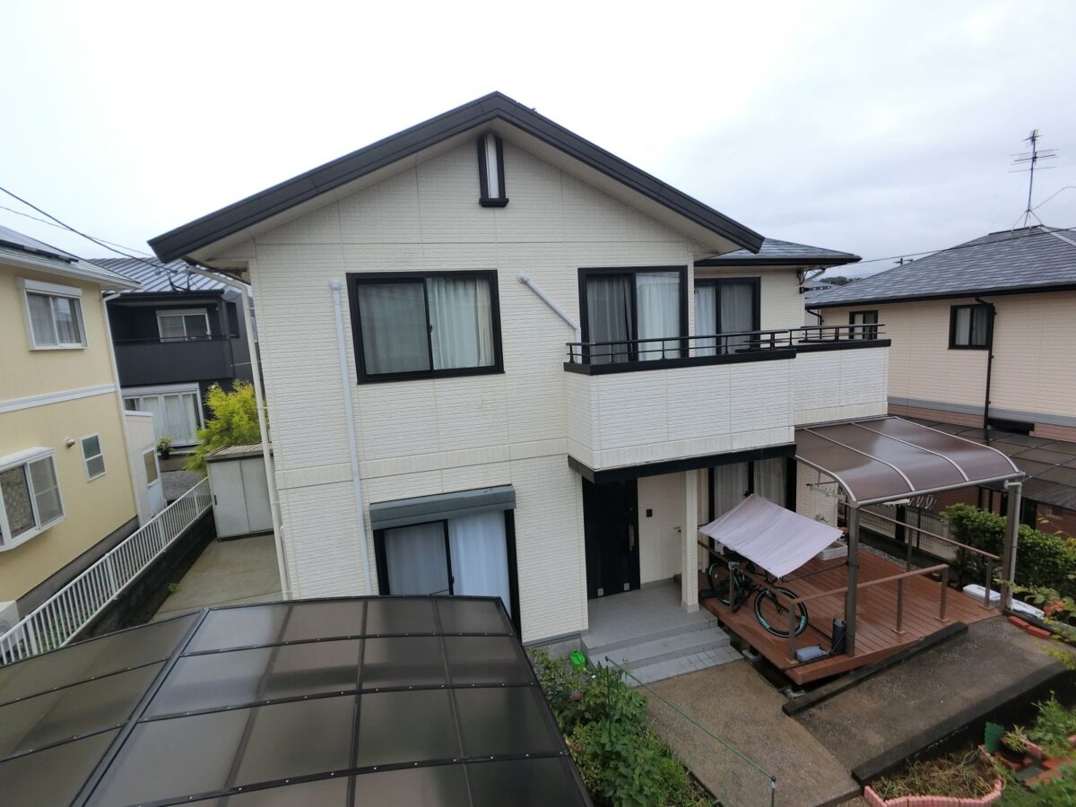 明るく美しい外壁で一新する、清潔感あふれる住まい
